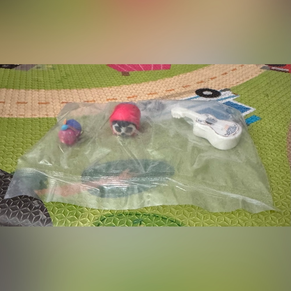 Kids Toy Set with Red and White Figures
